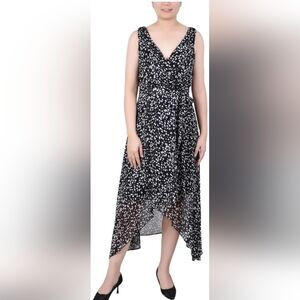 NY Collection Black & White Speckled Sleeveless Surplice plus size Dress Size 1X